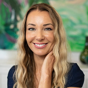 Dr. Tacita Robertson N.D. FAARM, AHAAP instructor picture