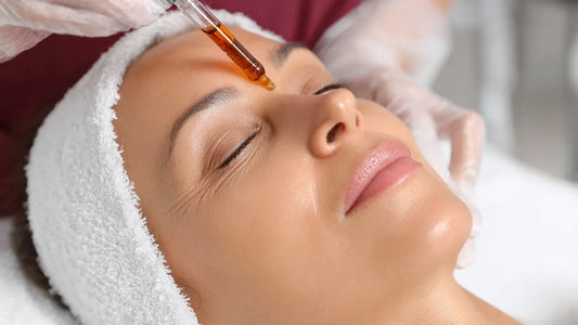 Exosomes in Aesthetics: Hype vs Evidence & What’s Legal in 2025